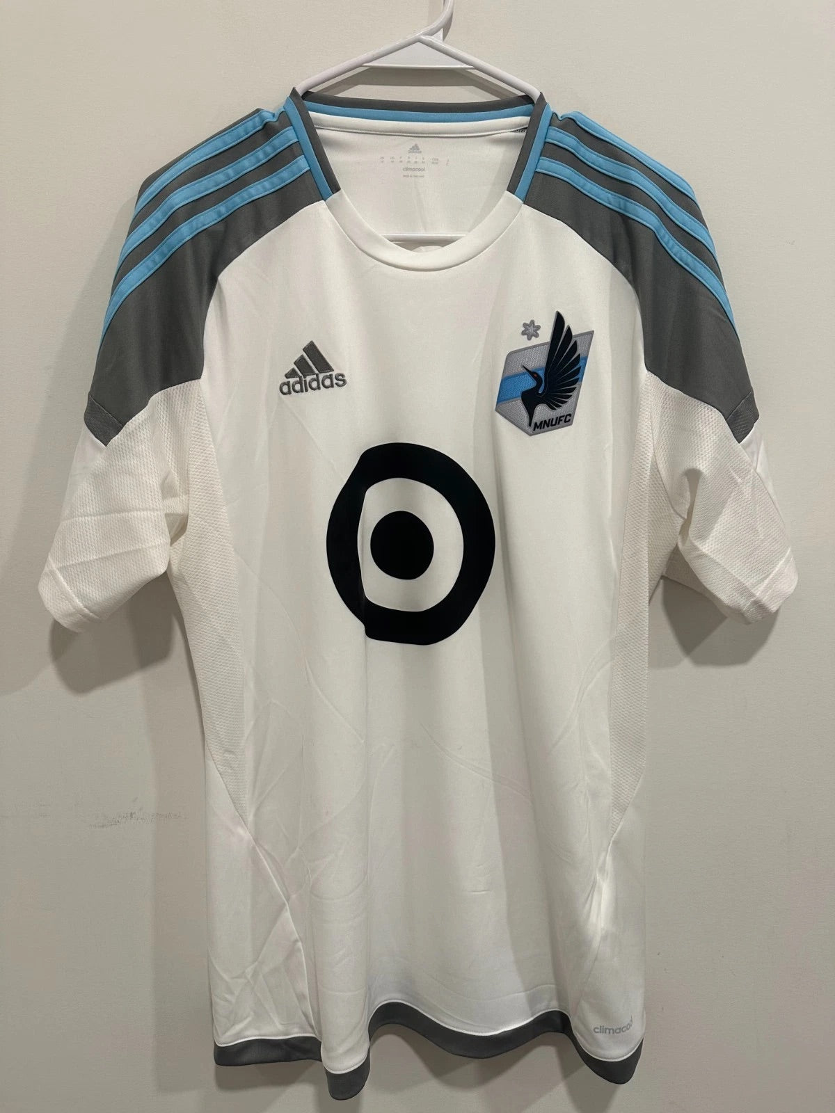 Minnesota United 2017 Away Soccer Jersey (M)
