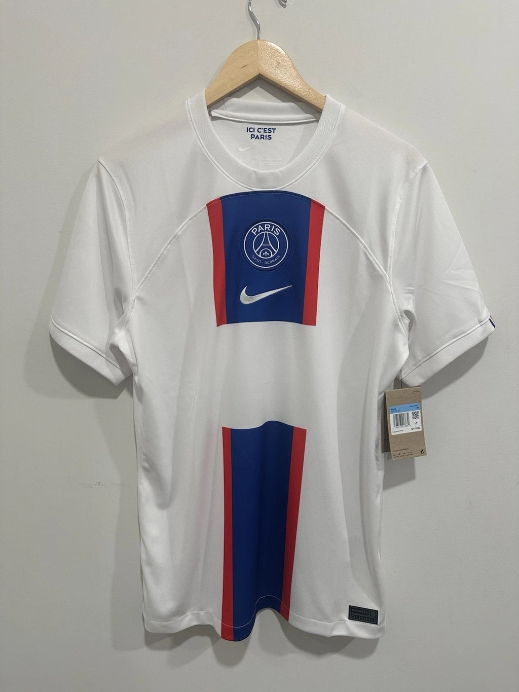 PSG 2022-23 Third Soccer Jersey (M) NWT