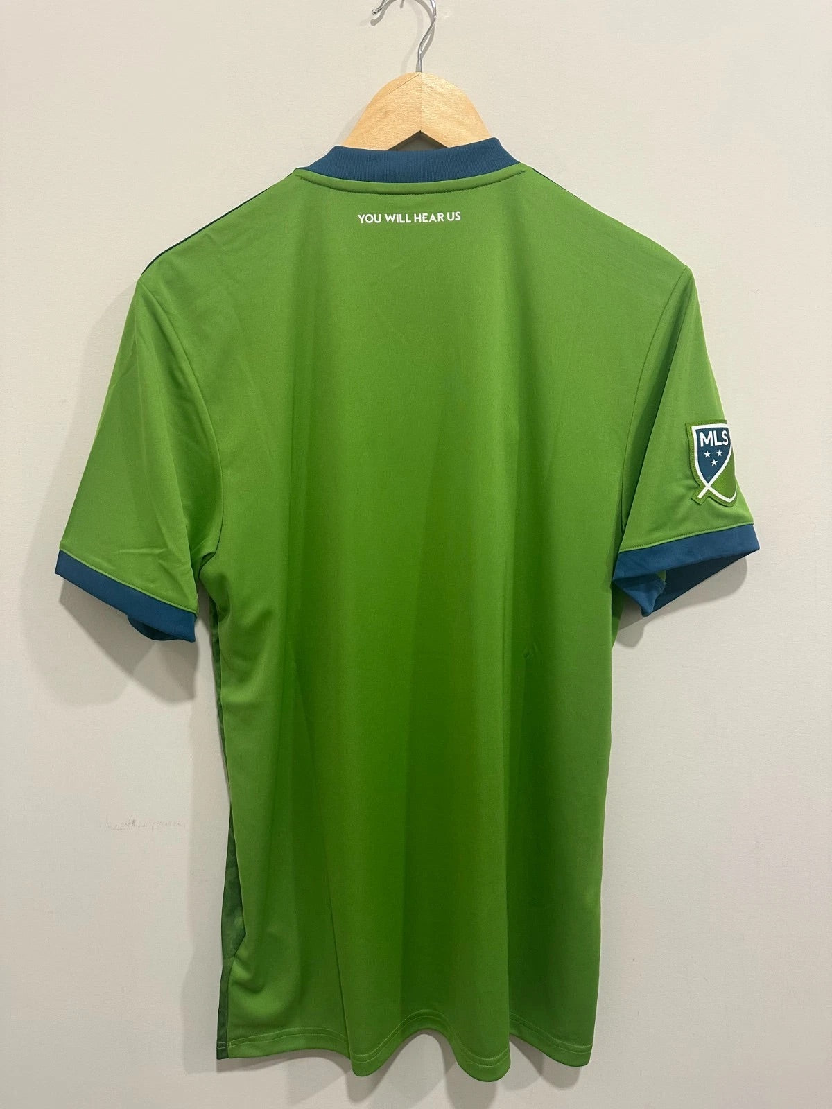 Seattle Sounders 2018 Home Soccer Jersey (M) NWT
