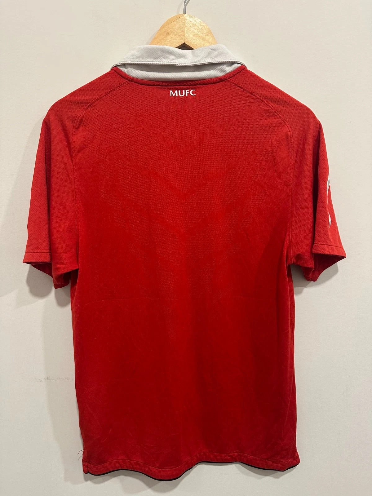Manchester United 2010-11 Home Soccer Jersey (S)