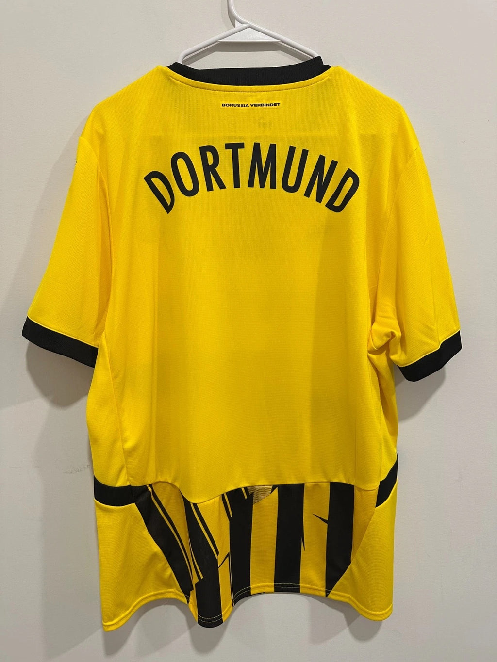 Borussia Dortmund 2024-25 Cup Soccer Jersey (XL)