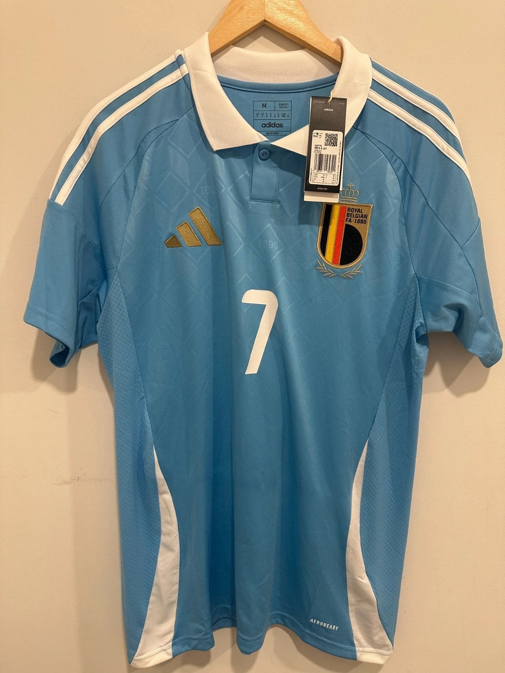 Belgium 2024 Away Soccer Jersey De Bruyne #7 (M) NWT