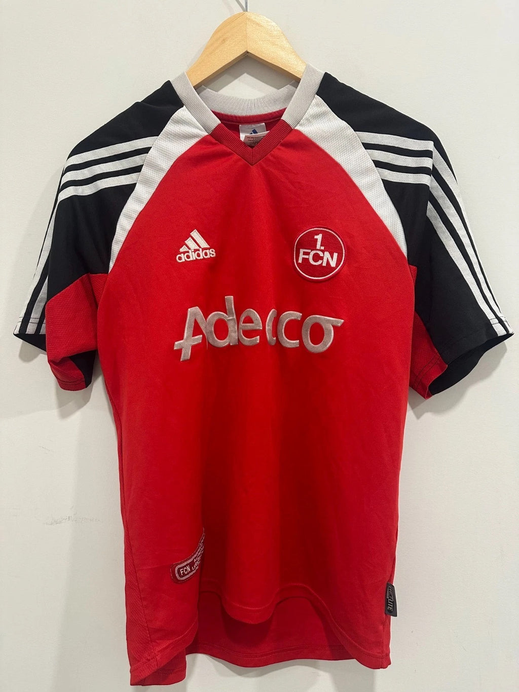 FC Nurnberg 2001-02 Home Soccer Jersey (S)