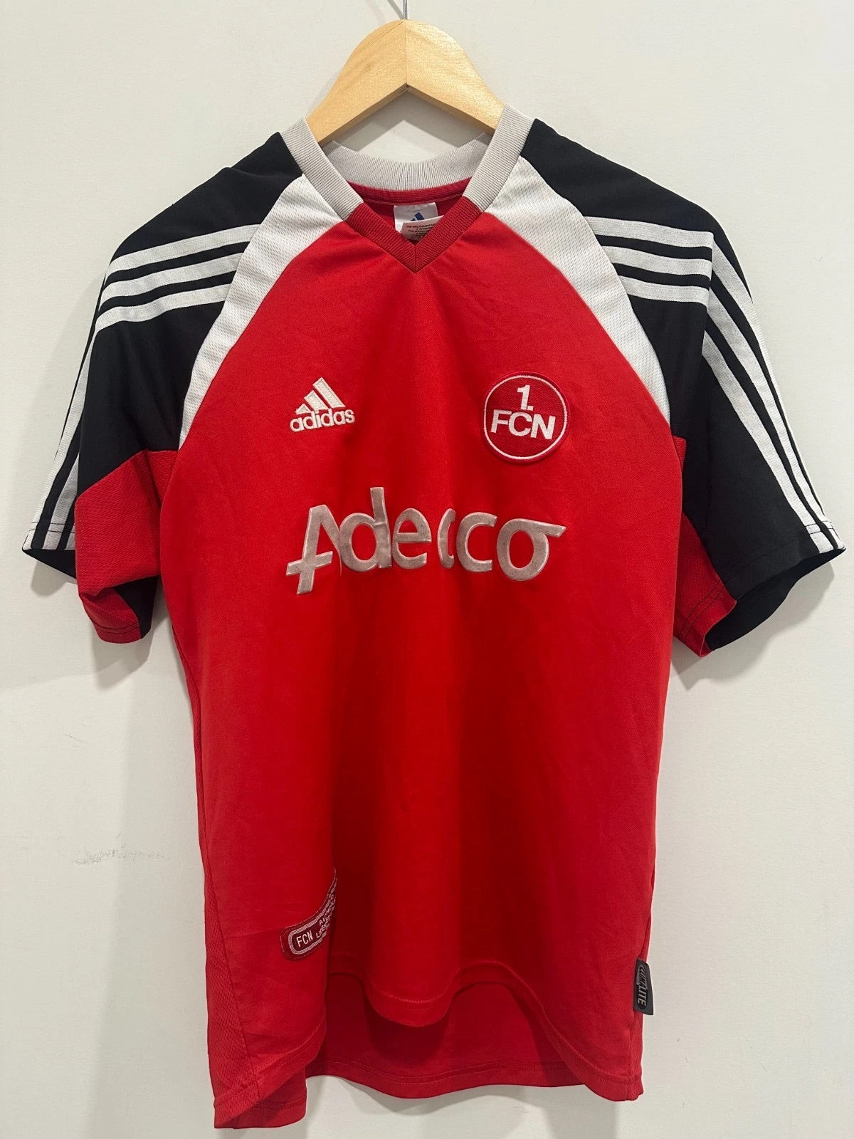 FC Nurnberg 2001-02 Home Soccer Jersey (S)